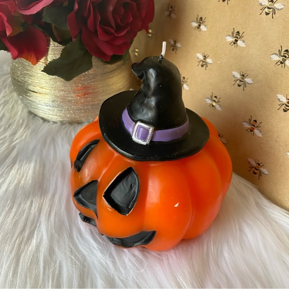 Moonlight Manor Jack O Lantern Candle With Witch Hat - Picture 4 of 9